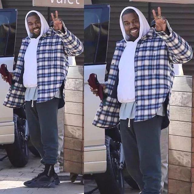 想骚还能买得起,开学这么穿让你成功撩到学妹哦