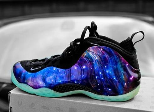 耐克喷泡最新发售,耐克喷泡脚感怎么样