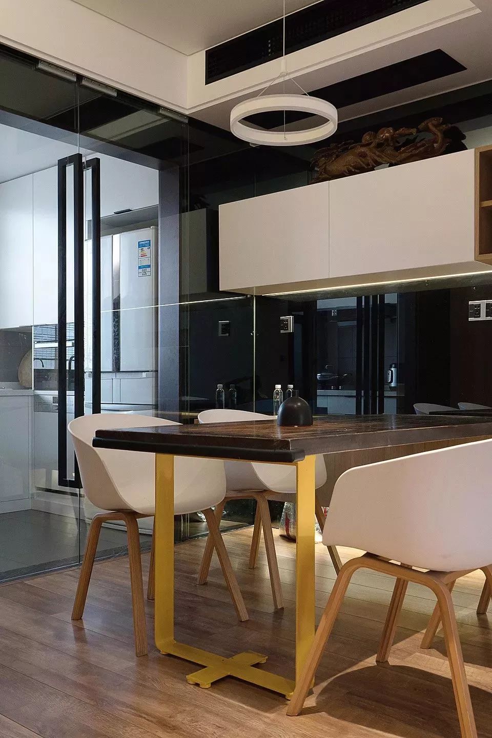 112平电视墙效果图现代简约,139平方现代简约大气电视墙