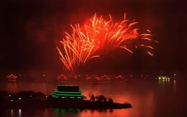 元宵节古镇逛一逛,古镇上的元宵节值得去玩嘛