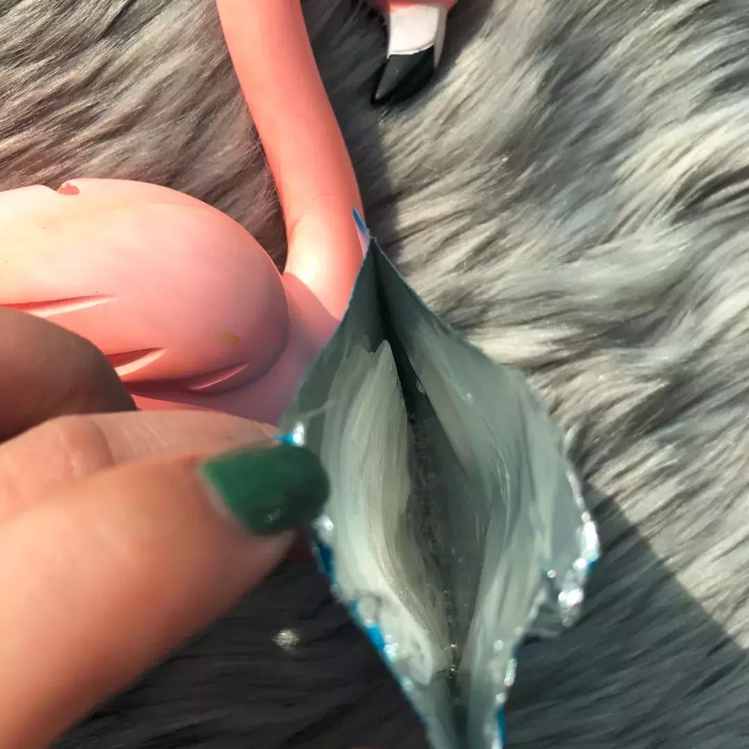 毛孔一擦就变细腻,用了一段时间毛孔收缩了一点