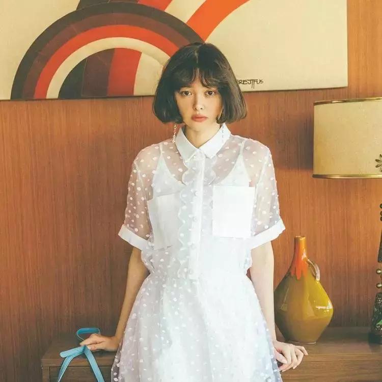 小众轻奢单鞋秋冬搭裙子,仙气裙子搭配的小白鞋推荐