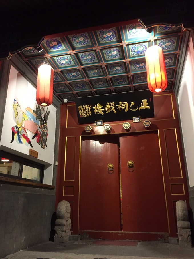 冬天去哪里旅游暖和特色美食,冬季游玩攻略美食推荐