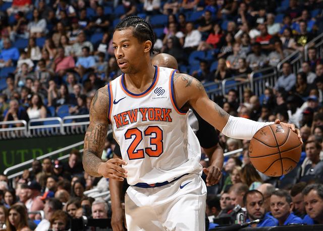 杜兰特变向晃飞字母,杜兰特天王山晃字母