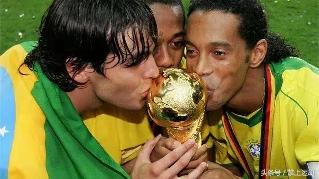 当上帝之子跳起桑巴舞步，我们迷失在了那段青春里