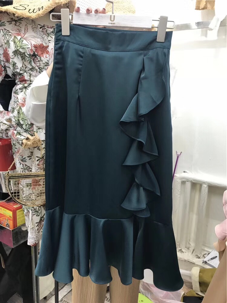 初春美衣时髦来袭,春装新款穿出气质高雅