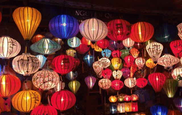 正月十五元宵去哪儿闹?到都江堰来一场美轮美奂的赏灯之旅~凑完这场热闹,年才算过完!