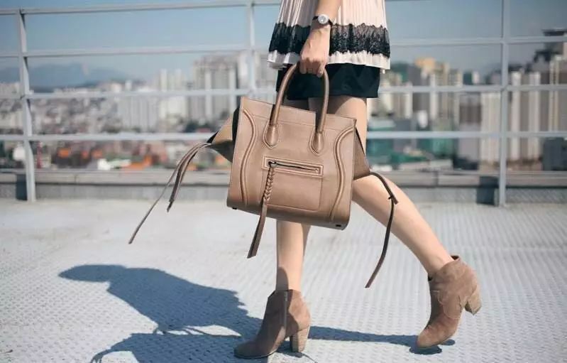 开工大吉带的东西,适合上班族的几款大牌包包分享