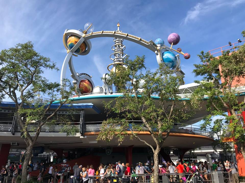 春天没能一起放风筝夏天一起看海,春天去不去旅游