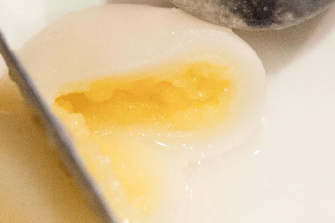 费列罗馅儿的汤圆,费列罗汤圆和红糖糯米小丸子