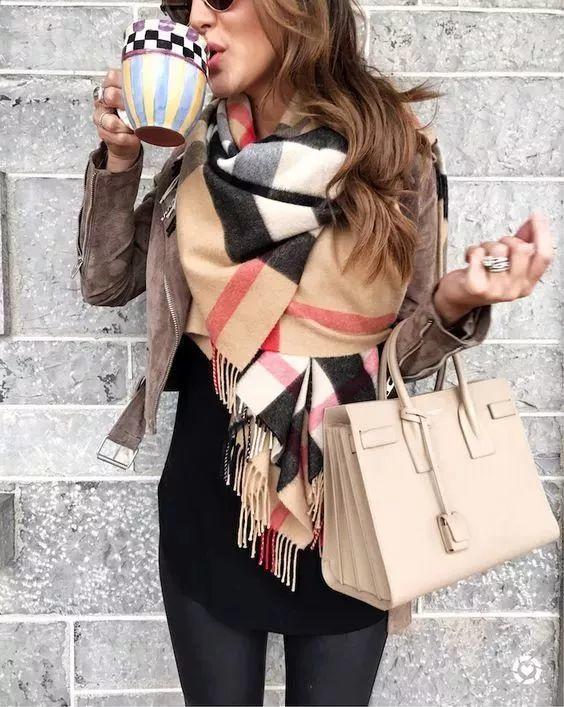 告诉你围巾怎样系得优雅有气质