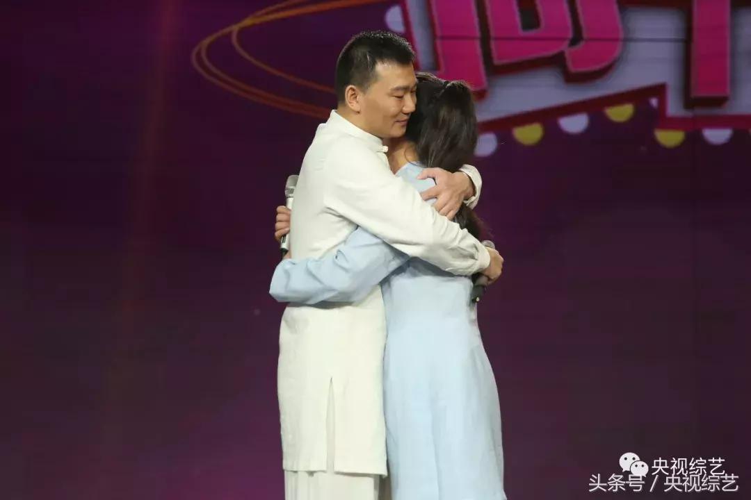 袖珍夫妇生了健康孩子,袖珍夫妻儿女双全