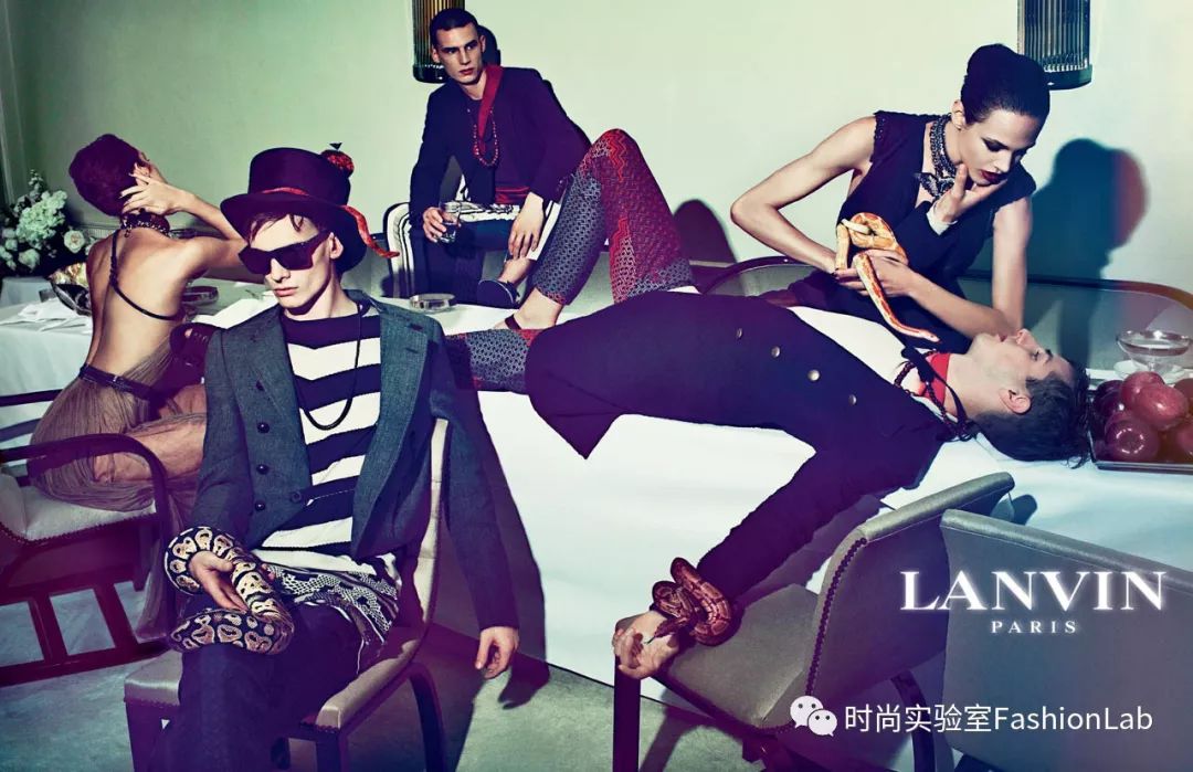 一个月内，中国人买下了两家奢侈品公司