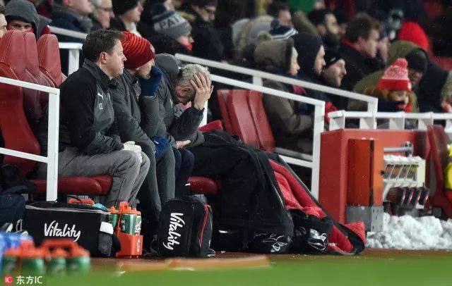 温格最后的结局,温格谈枪手夺冠