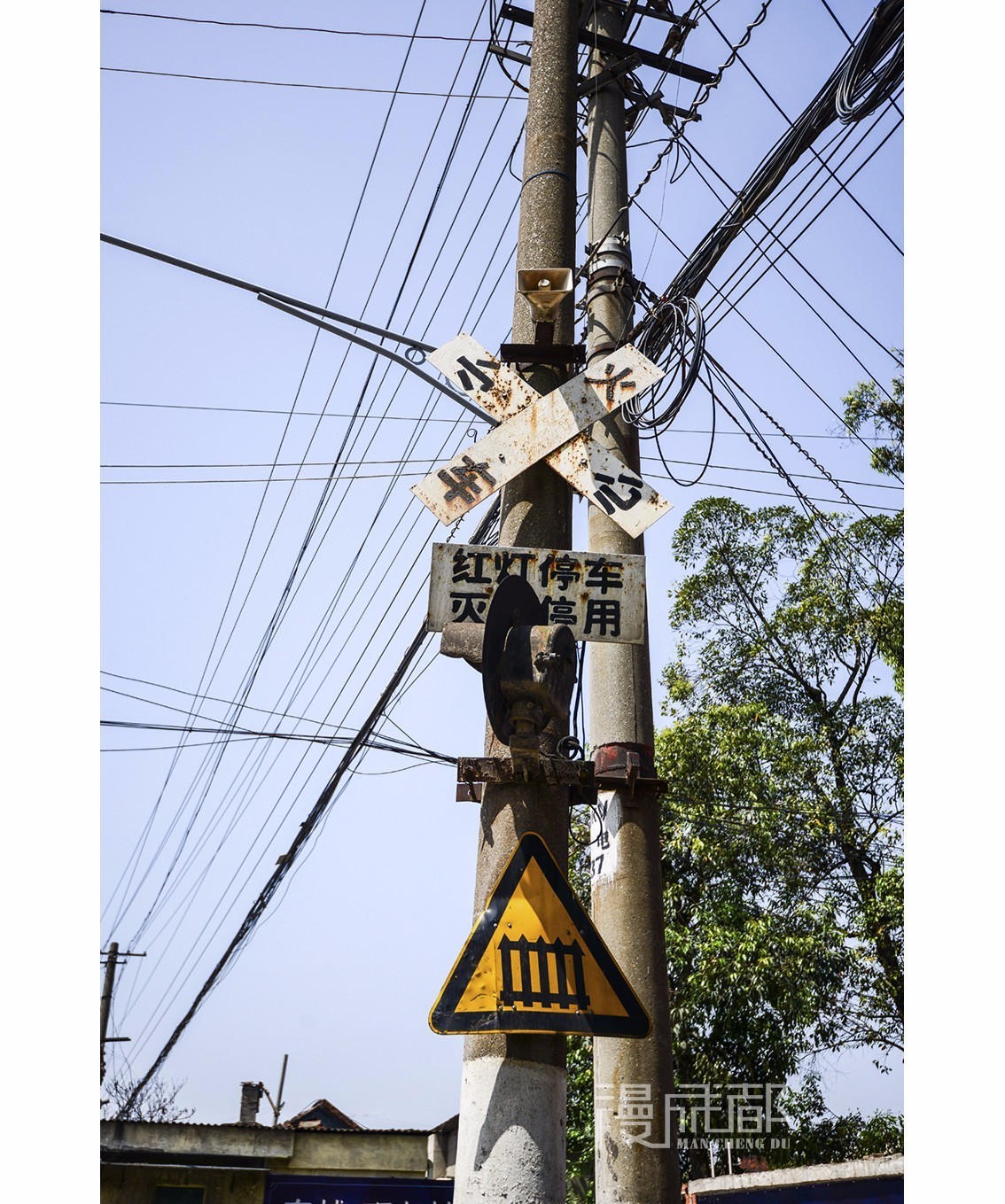 它们承载好多成都人的记忆，让我们一起来保护这些老工业建筑吧！