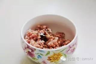 京都肉饼制作视频,京都肉饼的家常做法电饼铛