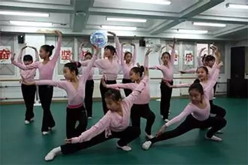 家门口的好学校越来越多,幼升小有哪些便宜私立学校