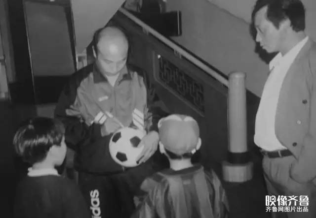 山东鲁能泰山珍贵记忆,那些年我们一起追过的星展板