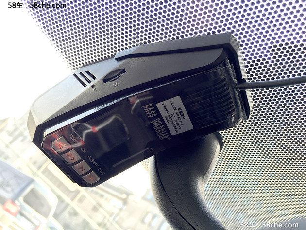 卡仕达车机对比评测,卡仕达顺系列对比普通安卓车机