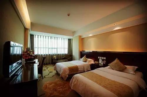 洛阳住哪个酒店好玩,洛阳酒店旅游攻略