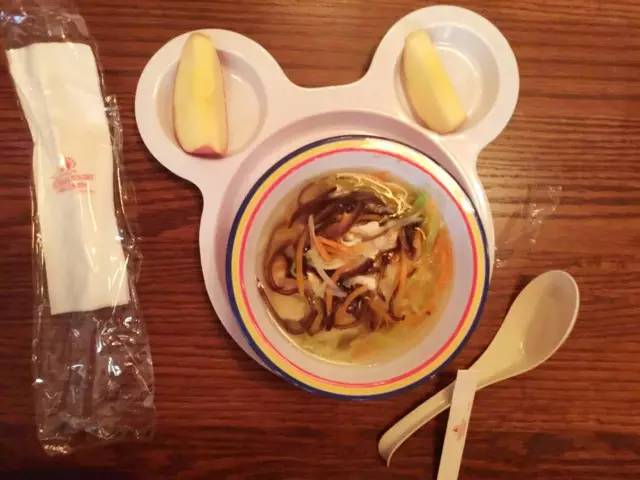 上海迪士尼一天亲身经历,迪士尼吓哭所有的孩子