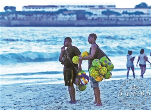 这个夏天我要去里约给内马尔生猴子