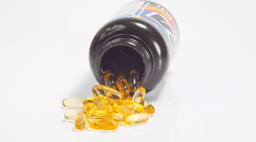 含维生素AD的鱼肝油选哪种,鱼肝油和ad哪个更好