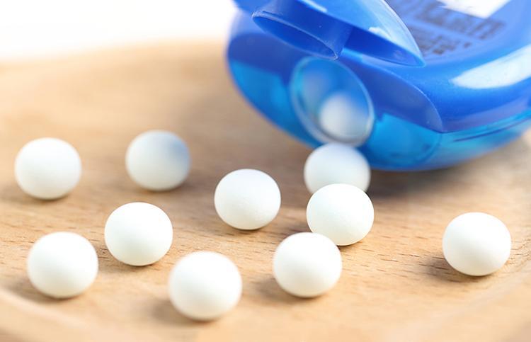 口臭近距离社交尴尬怎么办,口臭难闻又尴尬教你一招吃掉口臭