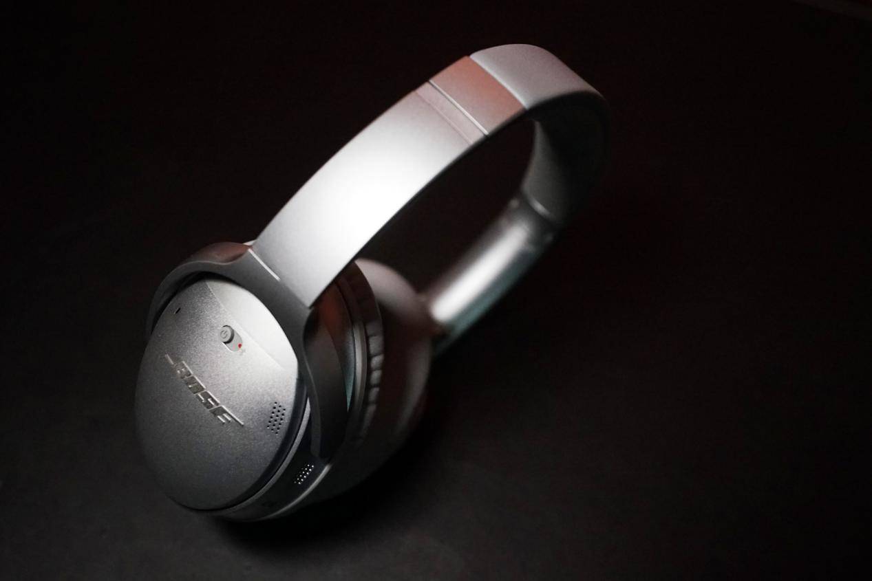 出差为什么一定要带个行李箱,boseqc35ii降噪耳机测评