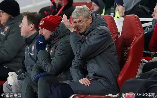 苦海翻起爱恨泪水涟涟的主帅球迷或许才是我们不舍得阿森纳的原因