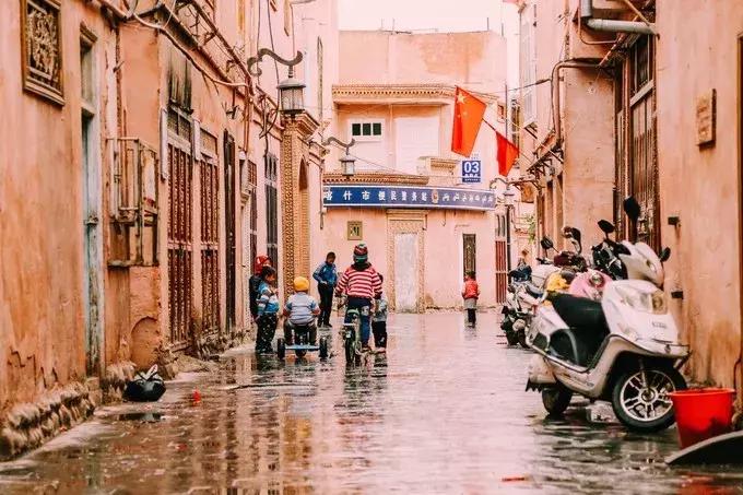 我们来自五湖四海原唱,我们来自于五湖四海全文