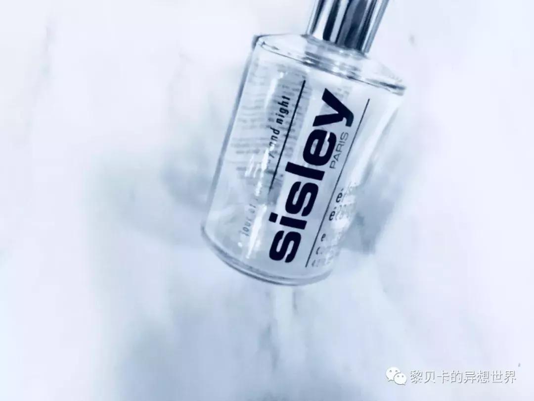 出油毛孔大补什么,出油推荐护肤品