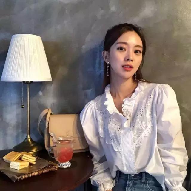 光腿神器怎么搭春季,清爽百搭的显腿神器