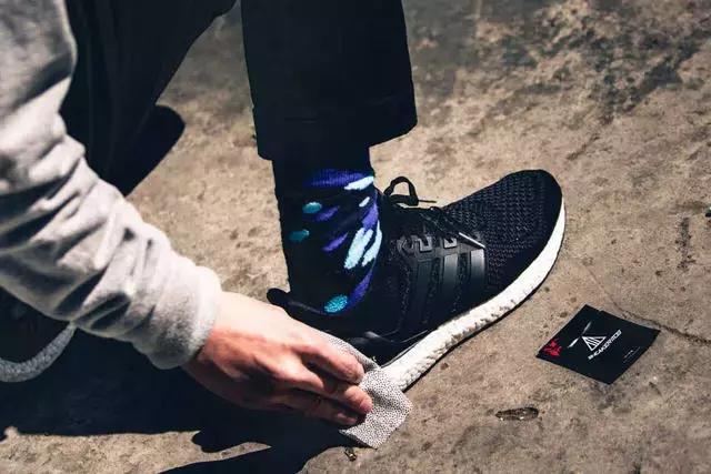 旧鞋不用急着扔,旧鞋不要扔了