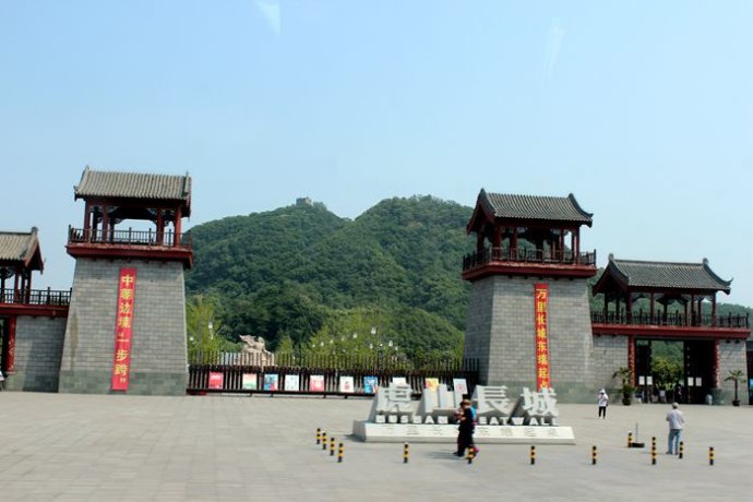 中朝边境美丽的风景,中朝边境桃花盛开的地方