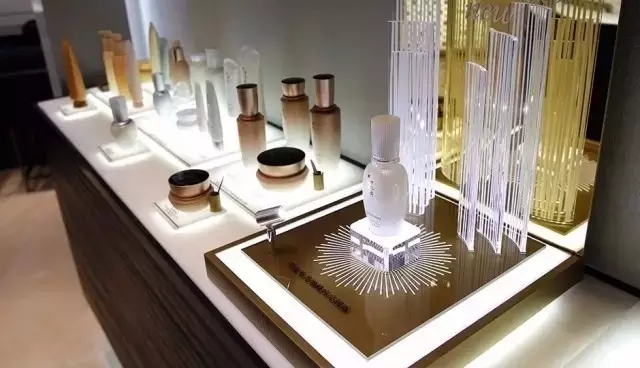 化妆品国际版国内专柜有区别吗,国内化妆品差距在哪