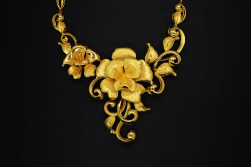 对身体有益的珠宝首饰,对人体健康有好处的珠宝饰品