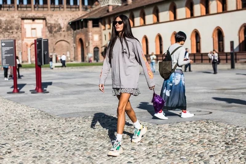 穿腻了的卫衣应该怎么改造,穿腻的连帽卫衣