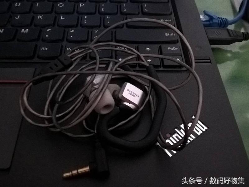 手机耳机买多少钱的合适,低端手机买高端耳机