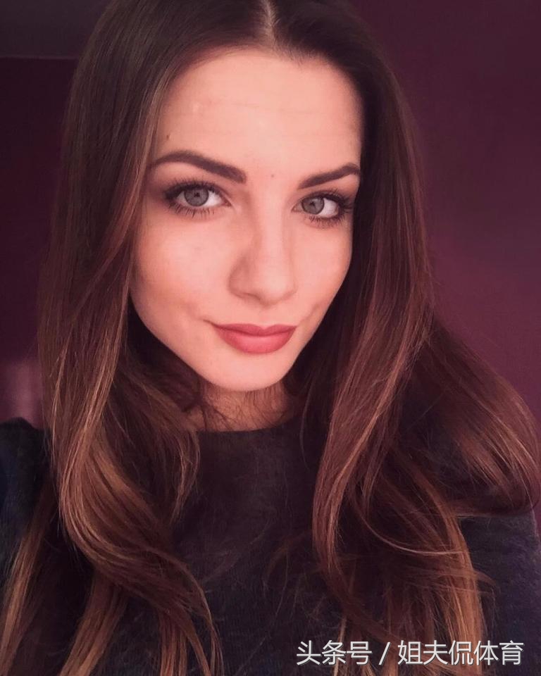 最漂亮的足球女裁判员,最漂亮的足球女裁判