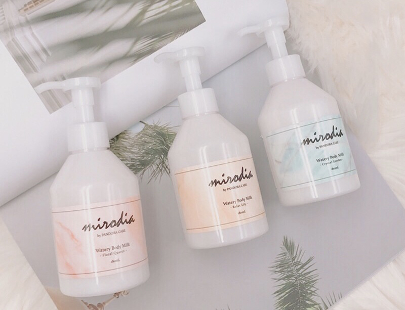 紫色果香小众身体乳,夏季奶香味身体乳推荐