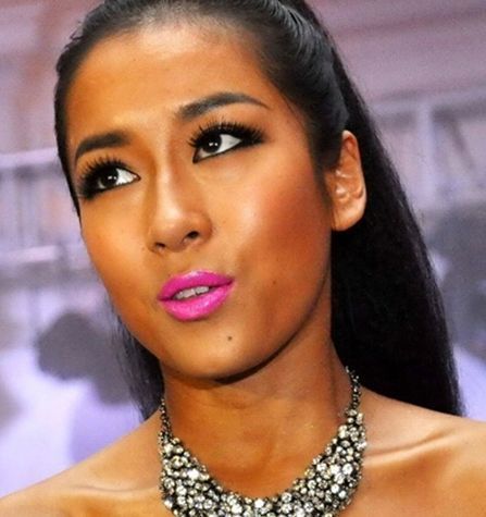 寰晢鍙g孩鐖嗘,涓嵂鎴愬垎鐨勬姢鑲ゅ搧寰晢