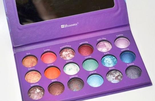 二次元的精灵系妆容 (二次元可爱穿越感妆容)