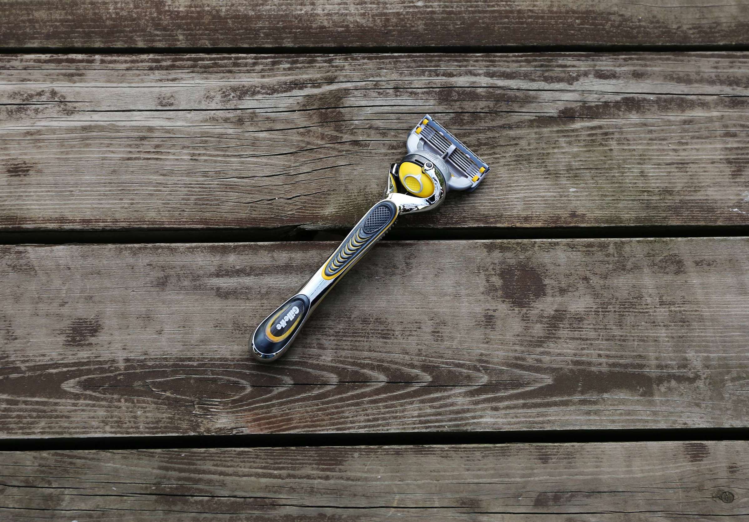 吉列致护和锋隐的区别,吉列锋隐致顺刀头可以通用么