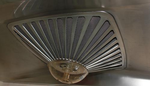 侧吸油烟机好还是顶吸油烟机好,侧吸抽油烟机对比