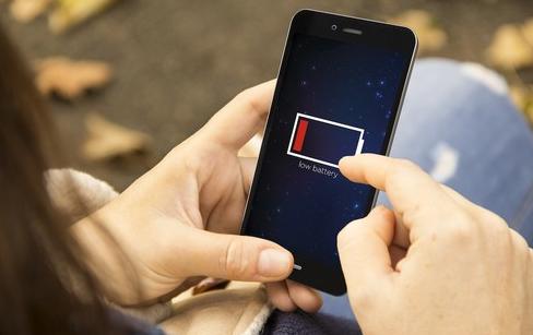 华为手机电池掉电太快怎么办,苹果手机天气冷了掉电快