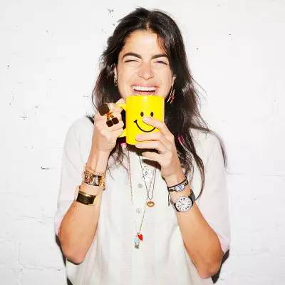 看人生赢家LeandraMedine如何玩转配饰！