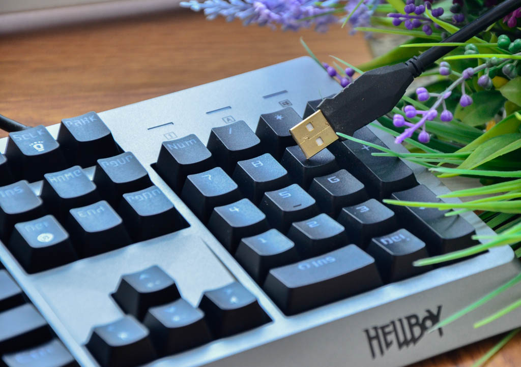 红轴机械键盘和普通键盘区别,机械键盘和机械轴键盘