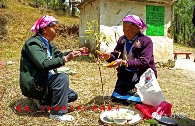 大理游人人山人海,大理万人齐舞