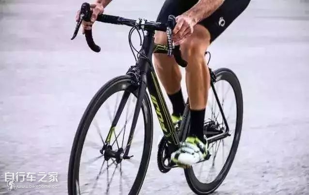 骑行膝盖疼一招搞定,骑行膝盖疼还能骑吗
